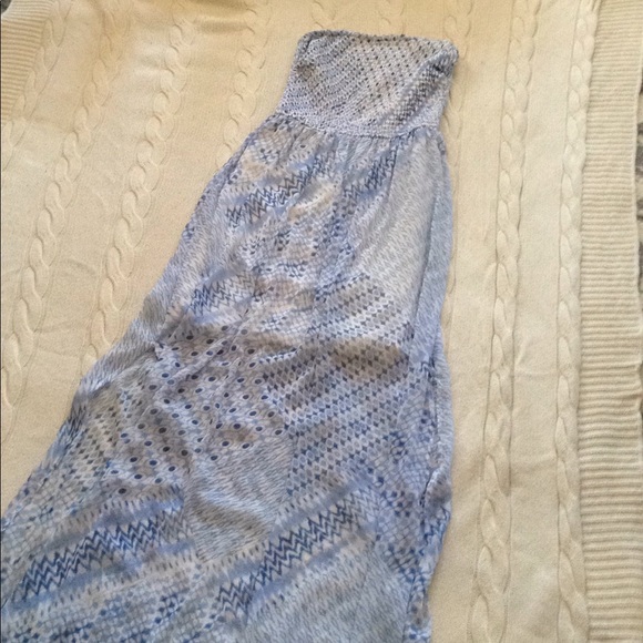 Hollister Patterned Maxi Dress Size Small - Picture 1 of 1